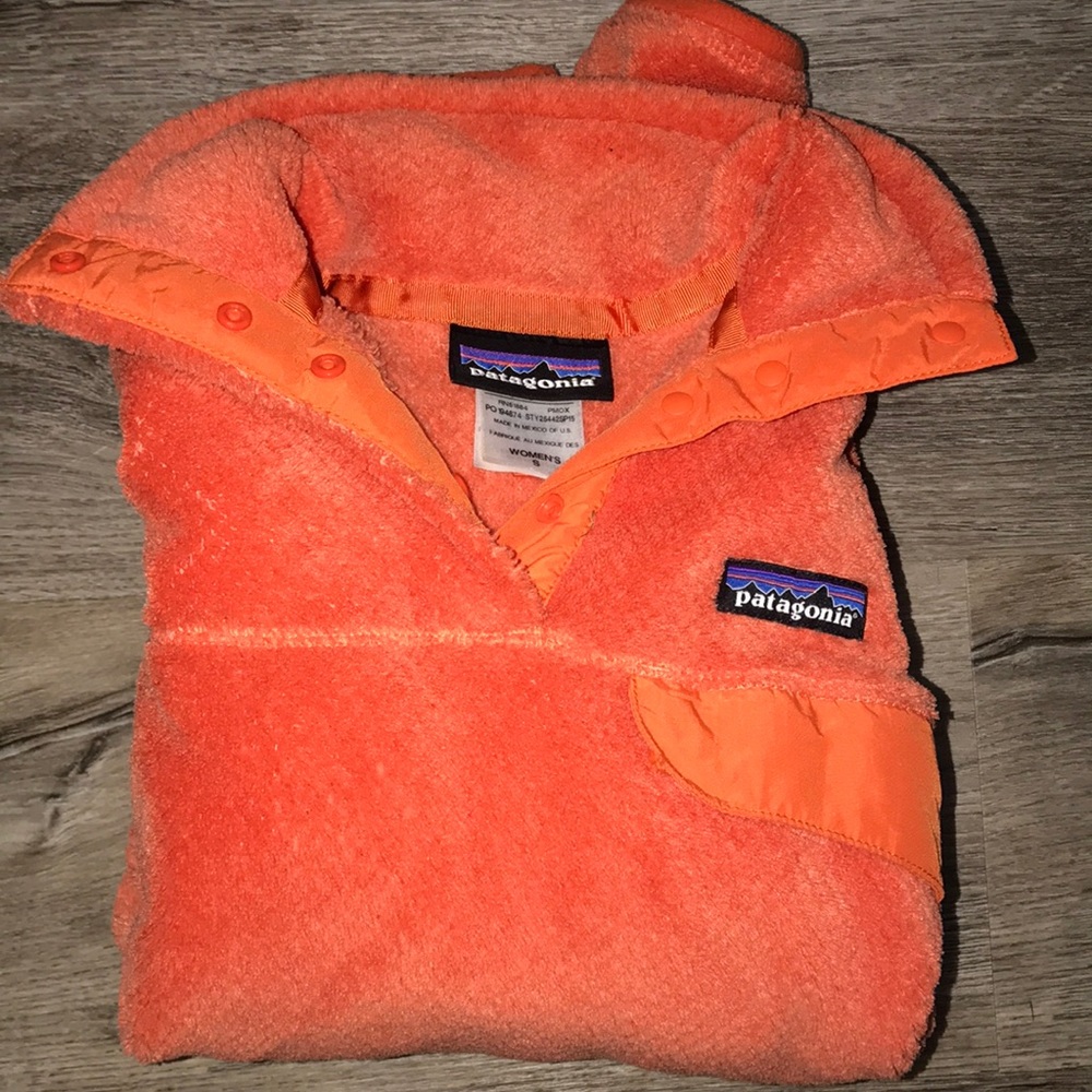 Orange Patagonia pullover
